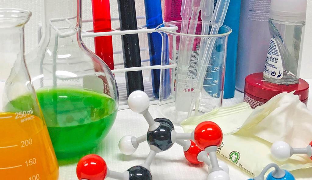 Det hållbara badrumsskåpet åk 4–6